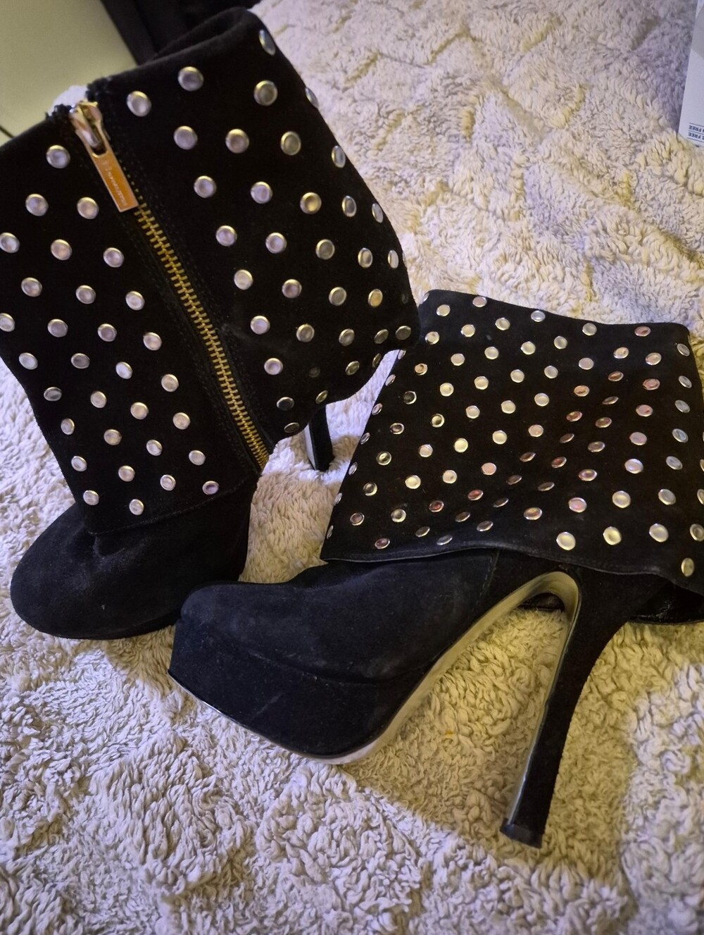 H by Halston Tokyo Studded Foldover Platform Ankle Boots Size 9 - Picture 2 of 3